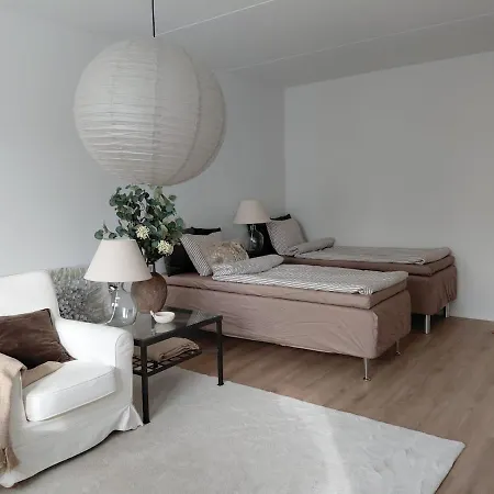 Tehokas Asunto Viidelle, Ilmainen Parkkipaikka Apartmán *